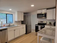 Newly Renovated, Private Backyard with Hot Tub