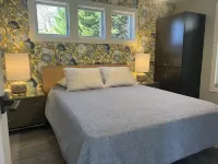 Beautiful Apt 2 1/2 Blocks to Beach, Close to Downtown