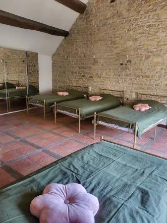 Maison en Pierre Dans un Cadre Idyllique, Piscine + Hammam. 20 Personnes