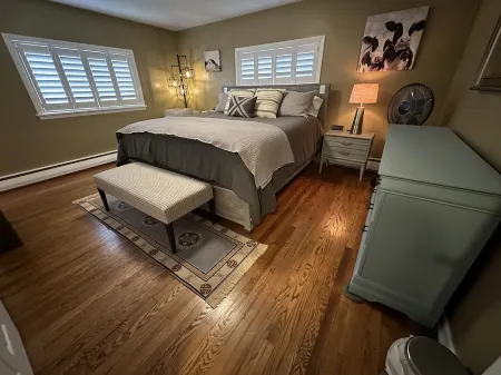 Home away from Home, Welcome to Lancaster County Отели рядом с достопримечательностью «Landis Homes»