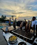 Marco Island Oasis: Pool, Beach, Fishing, & Fun Await! Pet Friendly Family Home - breakfast