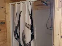 Wildlife Cabin! Spring-fed Ponds! Apple Orchard!