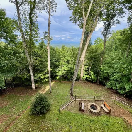Cabin in the Clouds, Best Views, Hot Tub, Games, Firepit, Pets, Flat Paved Drive