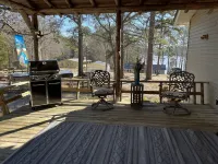 Quiet Secluded Lakeside Home on Fishing Creek of Clarks Hill Lake.