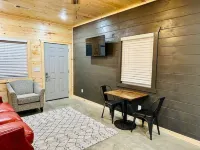 Knotty Squirrel Unit 9 Standard King Suite