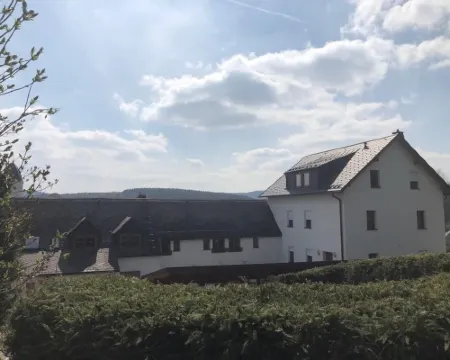 Apartment, 2-4 p., 2 Bedrooms, Child-Friendly, WiFi Via Dsl Free of Charge Hoteles en Bad Brambach