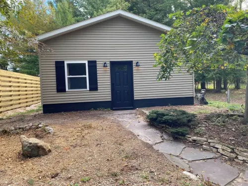 Private Home 5 mins to Horse Show/Hiking/Golf