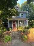 Beautifully renovated 100yr old craftsman home near Stadium District. - ที่มีฟิตเนส