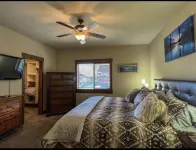Lakeview Getaway-Walk To Downtown Bigfork, Rated #1 Lake town in USA