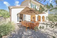 Villa Poggio Scalette: Elegance meets comfort amidst the olive trees