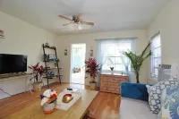 Azul Oceano Cottage Oasis 5 Min Downtown and Beach