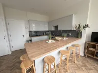 Hollywell Stays, Sea View is situated in Meads Village close to the South Downs