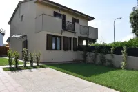 Seaside house with private garden Hotel a Follonica
