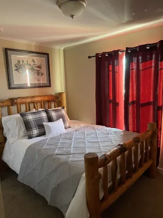 Fly Fishing Hideout.  5 Minutes from the Green River Damn Ramp.