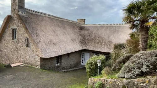 La Chaumière Vauban Vue Mer et Mont St Michel