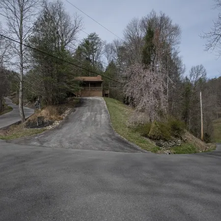 Adorable Cabin Tucked Among the Trees in the Smoky Mountains