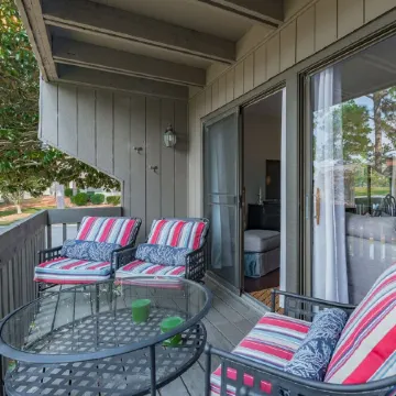 Newly Renovated Lakeview Condo Complex First Floor Oasis!