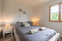 Talloires Village / New Residence / Beach on foot