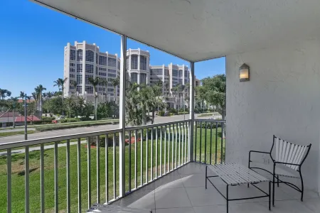 NOV/DEC 2024 SPECIAL!  RENT ONE WEEK GET SECOND WEEK FREE! Inquire for details! Отели рядом с достопримечательностью «Hideaway Beach»