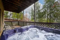 WinterFest! Near Pkwy, Hot Tub, Grill, Arcade