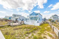 A View to Sea - A Gorgeous Pet Friendly, Oceanfront Home = Private Pool,Hot Tub