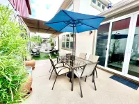 The Greenbelt Getaway- Views, Pets, Games, Fun!