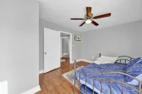 3-Bedroom Vacation Home 12 Mins from University of Alabama-Birmingham &Hospital