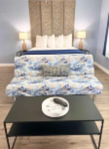 The Mark at Surfside, Apt. 10