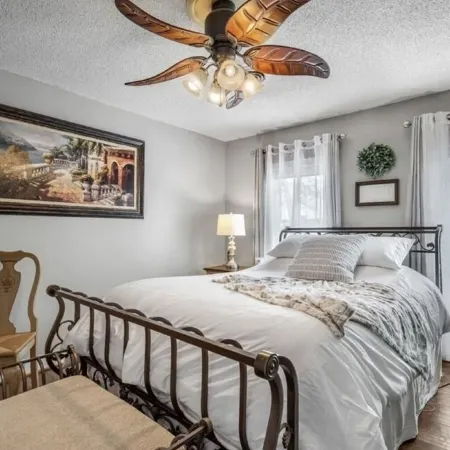 Welcome to our lake house on the beautiful Hiwassee River!