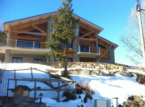 Large chalet 12 people