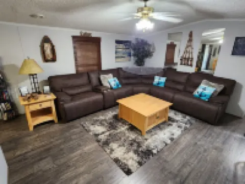 Kentucky Lake Getaway