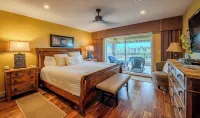 Luxurious Hali'i Kai Townhome with fabulous Ocean views and Private Ocean Club