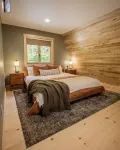 Off-Grid w/ Wood Fired Hot Tub - Modern, Clean and Cozy - 4 Kayaks - 90 Acres