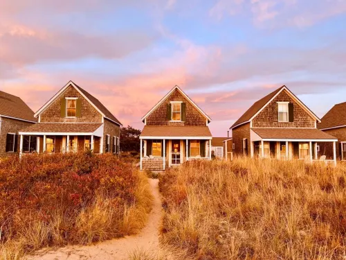Cottage #8 - Spectacular views of Cape Cod Bay on a private association beach!