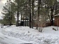 Mountain Escape Near Nau and Downtown - Hot Tub, Game Room, AC, Garage