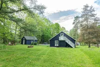 Whimsical Woodland Cottage in Stone Ridge NY
