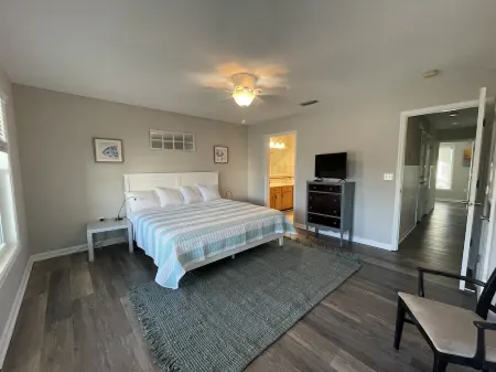 S-Cape Reality in our beautiful Ocean View TownhomeGreat Place for Snow Birds!