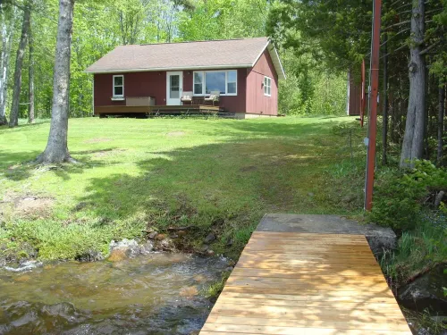 Lake front cabin close to UTV/ATV and snowmobile trails.