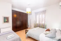 Entire apartment near airport and sea