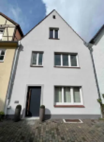 Premium Apartment an der Stadtmauer im OG