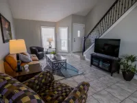 Classy, Charming, Comfy 2 BR Các khách sạn ở Tippecanoe County