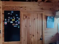 Sunrise Views Cabin with AC, Game Room & Bar Hotels in Hampden