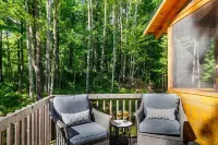 Amazingly Comfortable and Secluded Northwoods Getaway