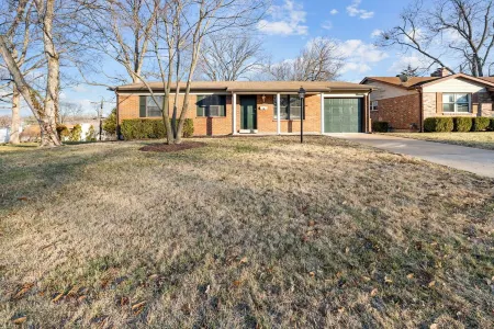 New! Fully Renovated Family/Pet Friendly 4BD in Great Central Location!