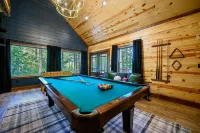 PICKLE & PUTT - Pickleball + Mini Golf + Games + Hot Tub + more - SLEEPS 22
