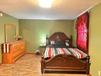 Luxurious Apartment only few minutes away from UB & Buffalo Airport!!