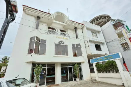 New Cape Hotel Отели в г. Каньякумари