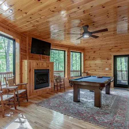 Serendipity Cabin- Relax & Recharge at RRG