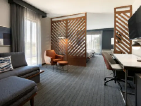 Courtyard Fresno Clovis 克洛維斯酒店