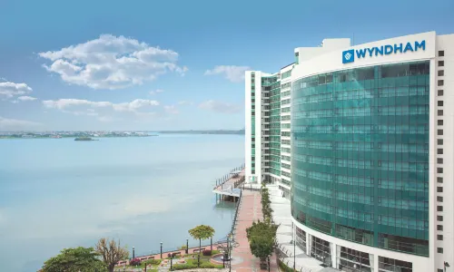 Wyndham Guayaquil Puerto Santa Ana